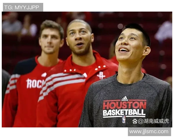 火箭与骑士激战正酣球迷期待精彩对决与绝妙表现