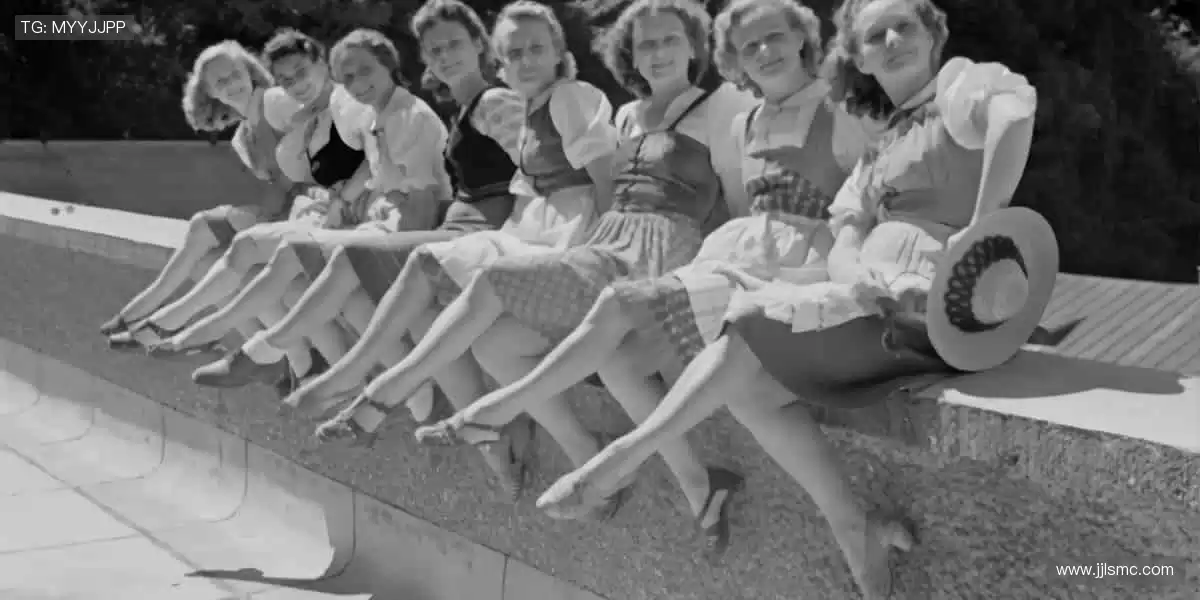 📱 指尖轻点，赛事同步全球！🌍